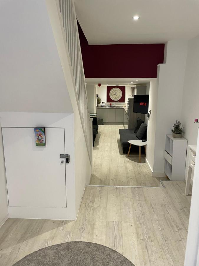 The Snap Pad Boutique Apartment Royal Tunbridge Wells Ngoại thất bức ảnh