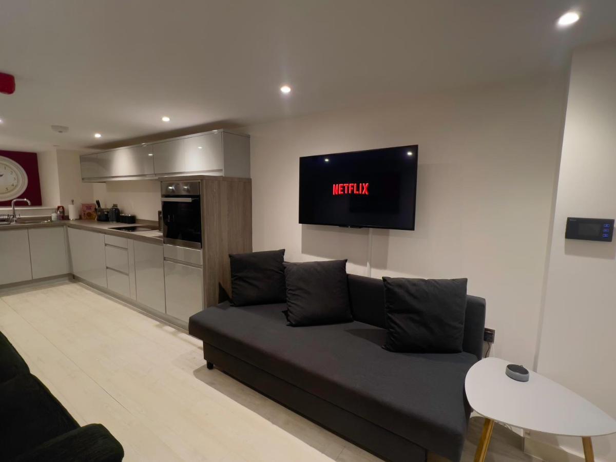 The Snap Pad Boutique Apartment Royal Tunbridge Wells Ngoại thất bức ảnh