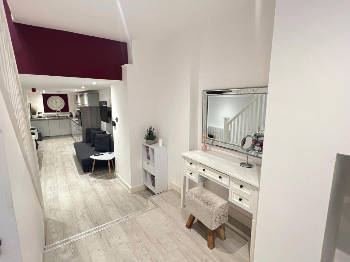 The Snap Pad Boutique Apartment Royal Tunbridge Wells Ngoại thất bức ảnh